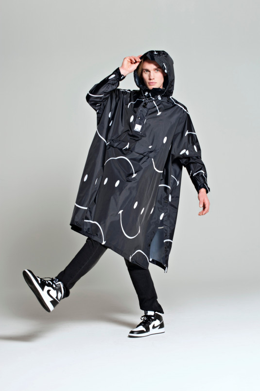 detail Unisex pláštěnka RAINKISS Classic Smile x Smiley - Rain Poncho